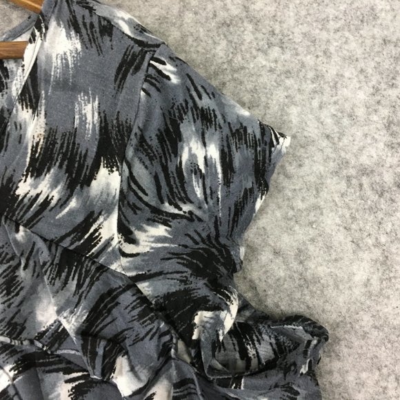 Lane Bryant Top 22 24 Cap Sleeve Knit Tiered Layered Gray Printed Career Casual - Picture 4 of 8